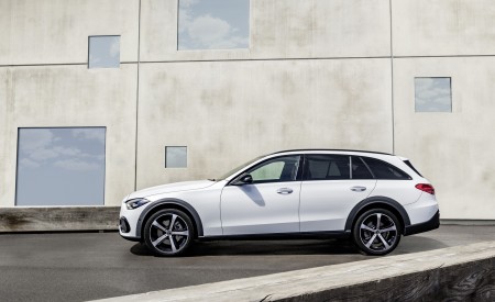 2022 Mercedes-Benz C-Class All-Terrain Side Wallpapers 450x275 (29)