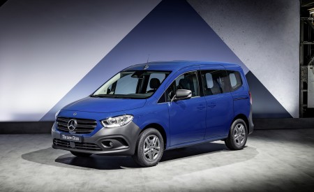 2022 Mercedes-Benz Citan Front Three-Quarter Wallpapers 450x275 (86)