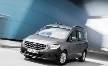 2022 Mercedes-Benz Citan Front Three-Quarter Wallpapers 450x275 (31)