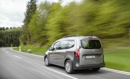 2022 Mercedes-Benz Citan Rear Three-Quarter Wallpapers 450x275 (32)