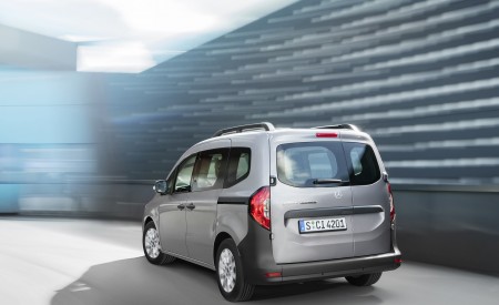 2022 Mercedes-Benz Citan Rear Three-Quarter Wallpapers 450x275 (33)