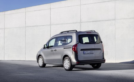 2022 Mercedes-Benz Citan Rear Three-Quarter Wallpapers 450x275 (35)