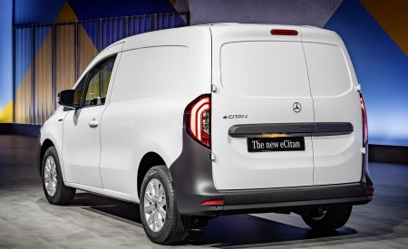 2022 Mercedes-Benz Citan Rear Three-Quarter Wallpapers 450x275 (51)