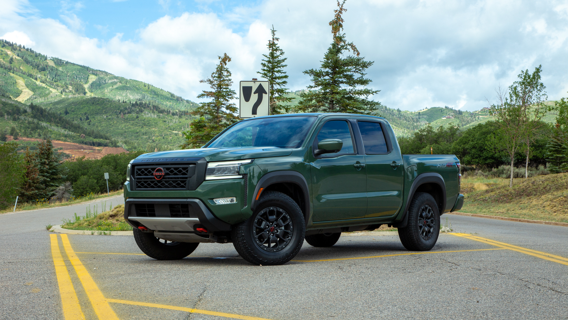 2022 Nissan Frontier Pro-4X Front Three-Quarter Wallpapers (13)