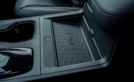 2022 Nissan Frontier Pro-4X Interior Detail Wallpapers 450x275 (59)