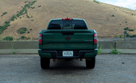 2022 Nissan Frontier Pro-4X Rear Wallpapers 450x275 (19)