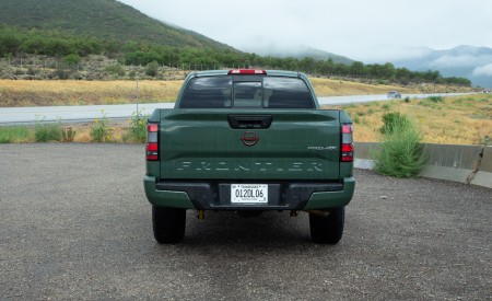 2022 Nissan Frontier Pro-4X Rear Wallpapers 450x275 (16)