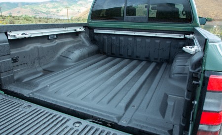 2022 Nissan Frontier Pro-4X Tailgate Wallpapers 450x275 (36)