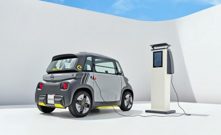 2022 Opel Rocks-e Charging Wallpapers 450x275 (9)
