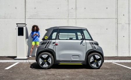 2022 Opel Rocks-e Side Wallpapers 450x275 (6)