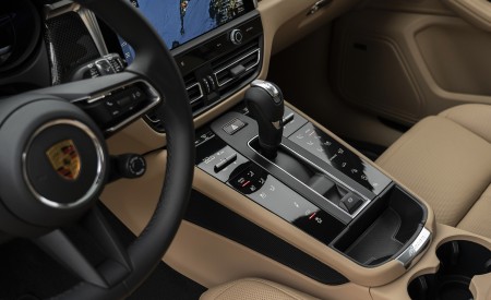 2022 Porsche Macan (Color: Gentian Blue Metallic) Central Console Wallpapers 450x275 (119)