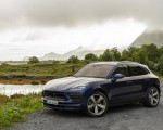 2022 Porsche Macan (Color: Gentian Blue Metallic) Front Three-Quarter Wallpapers 150x120