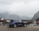 2022 Porsche Macan (Color: Gentian Blue Metallic) Rear Three-Quarter Wallpapers 150x120