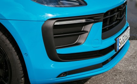 2022 Porsche Macan (Color: Miami Blue) Detail Wallpapers 450x275 (59)
