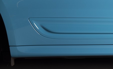 2022 Porsche Macan (Color: Miami Blue) Detail Wallpapers 450x275 (23)