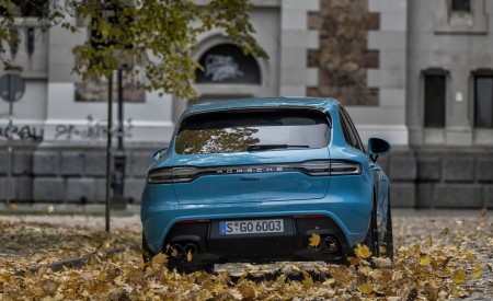 2022 Porsche Macan (Color: Miami Blue) Rear Wallpapers 450x275 (3)