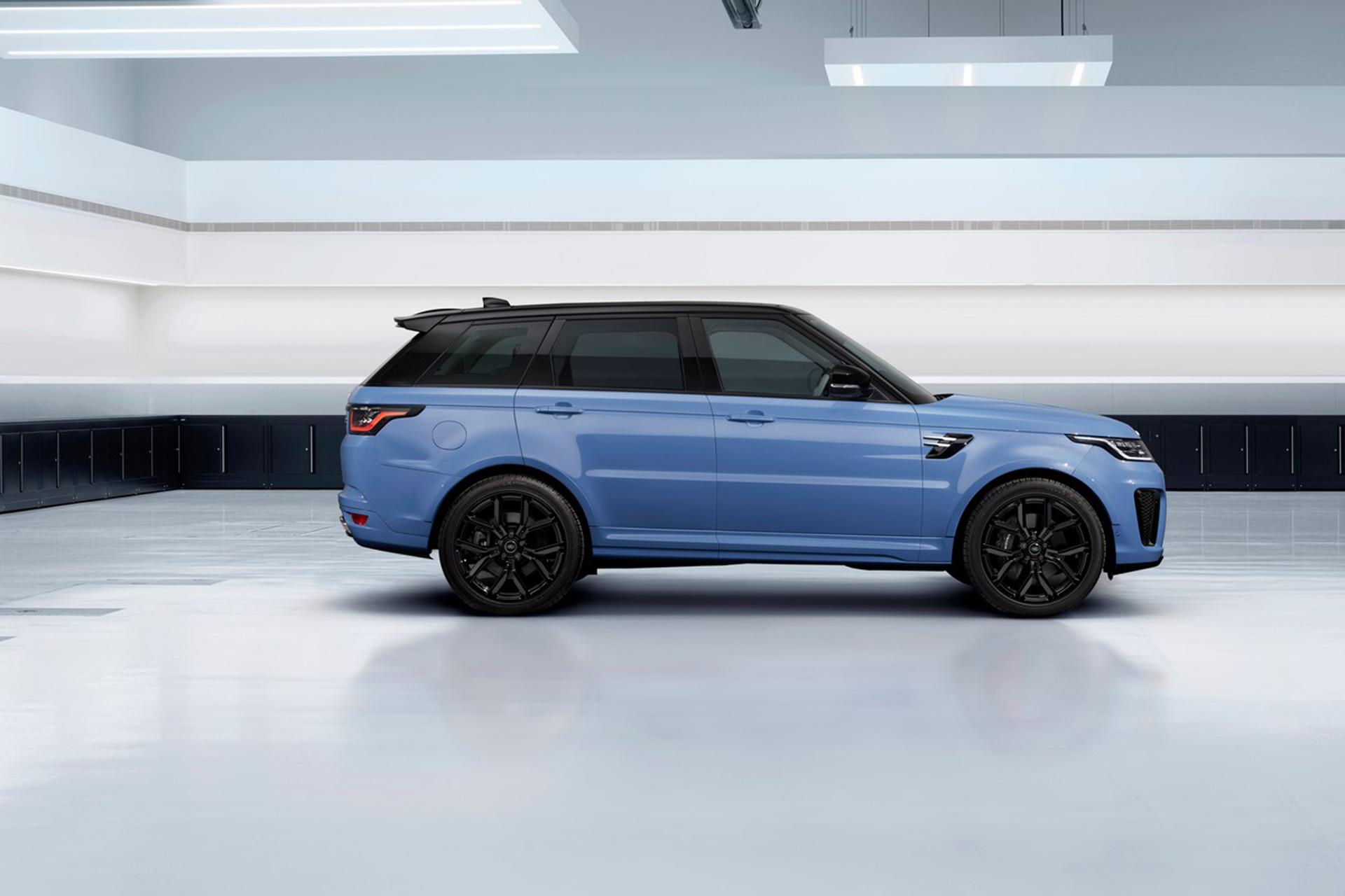 2022 Range Rover Sport SVR Ultimate Edition Side Wallpapers (2)