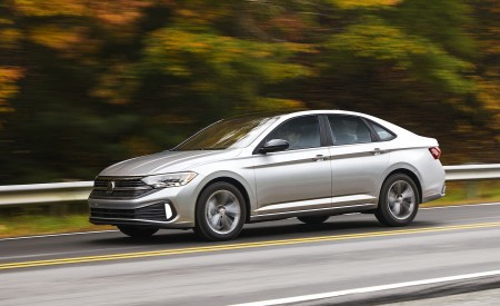 2022 Volkswagen Jetta Front Three-Quarter Wallpapers 450x275 (5)