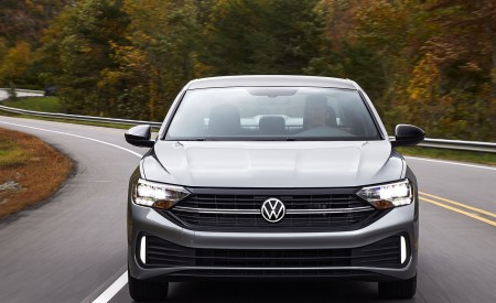 2022 Volkswagen Jetta Front Wallpapers 450x275 (10)