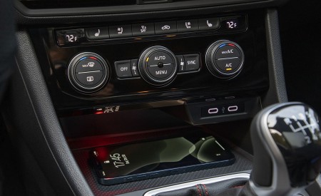 2022 Volkswagen Jetta GLI Central Console Wallpapers 450x275 (33)