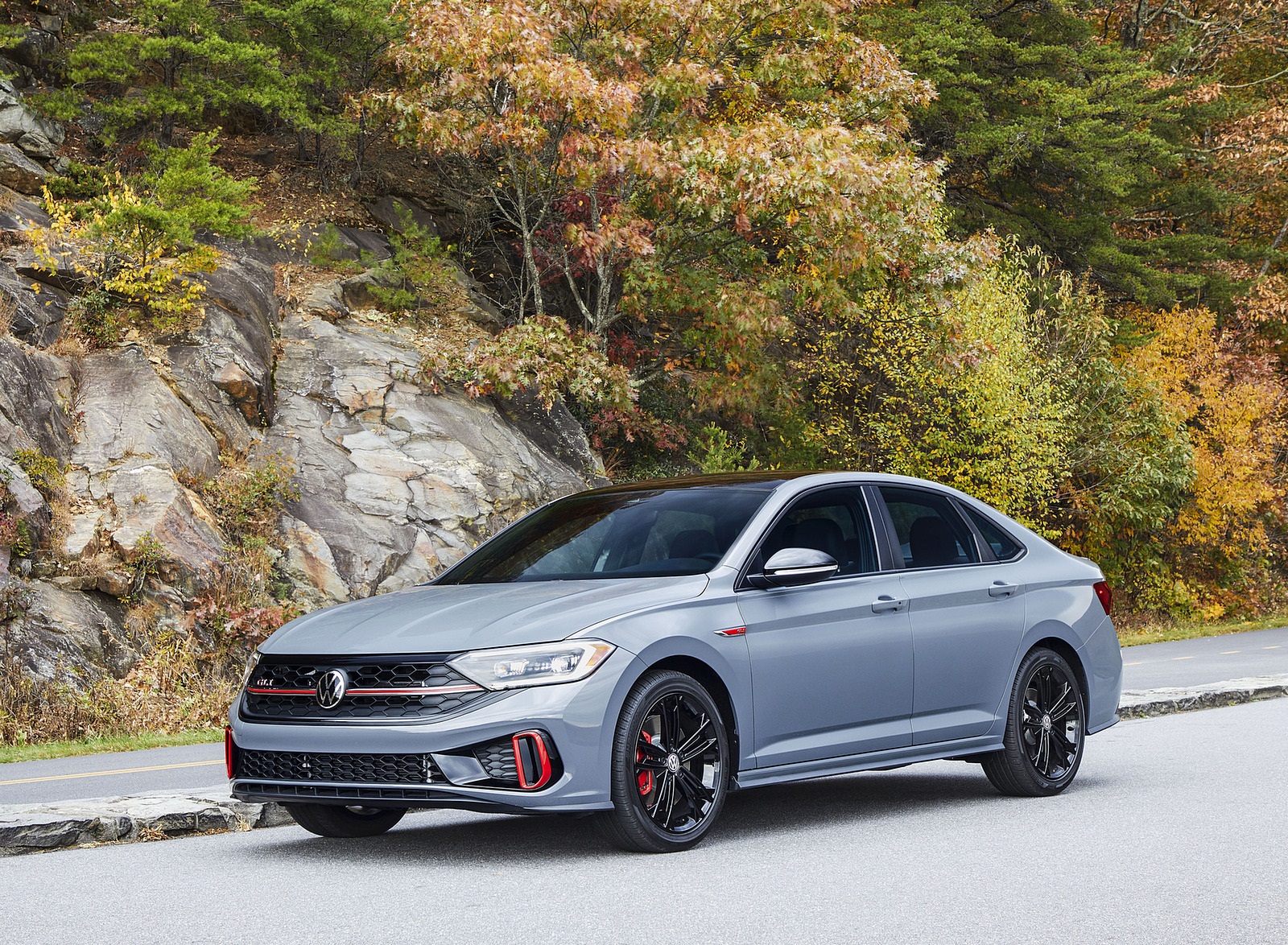 2022 Volkswagen Jetta GLI Front Three-Quarter Wallpapers (11)