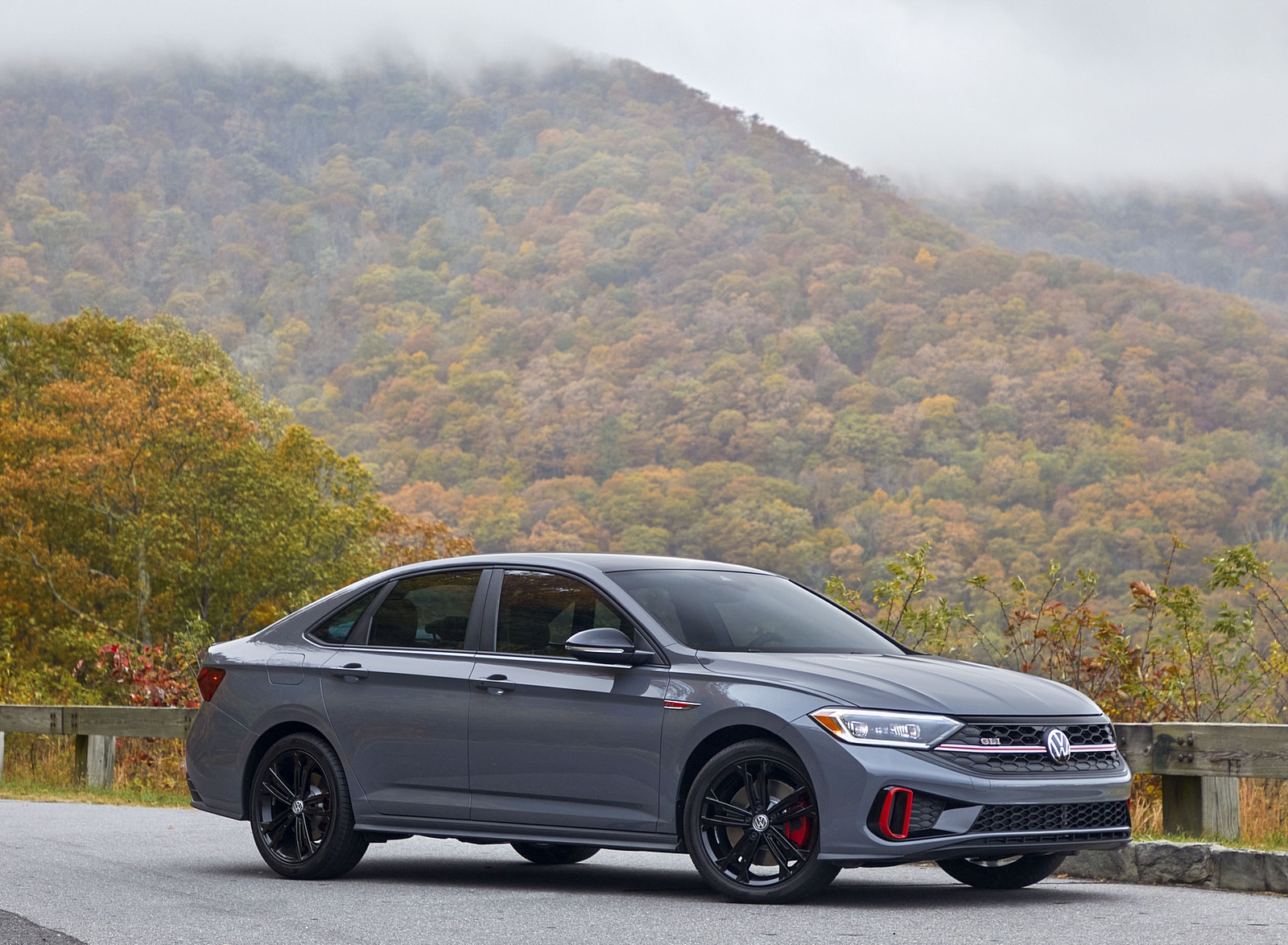 2022 Volkswagen Jetta GLI Front Three-Quarter Wallpapers (12)