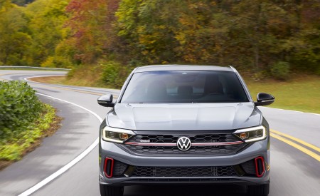 2022 Volkswagen Jetta GLI Front Wallpapers 450x275 (3)