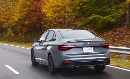 2022 Volkswagen Jetta GLI Rear Three-Quarter Wallpapers 450x275 (6)