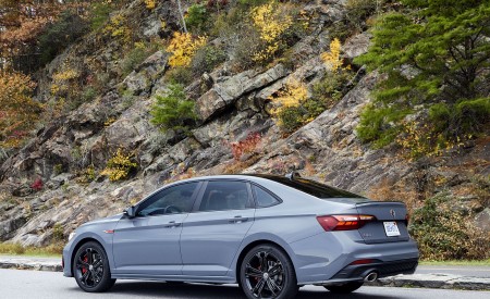 2022 Volkswagen Jetta GLI Rear Three-Quarter Wallpapers 450x275 (14)