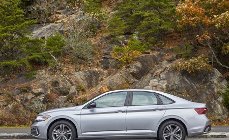 2022 Volkswagen Jetta Side Wallpapers 450x275 (15)