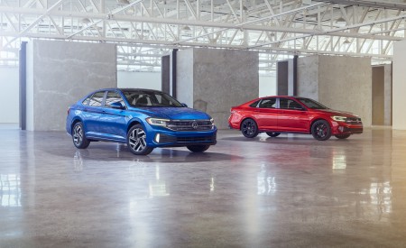2022 Volkswagen Jetta and 2022 Volkswagen Jetta GLI Front Three-Quarter Wallpapers 450x275 (44)