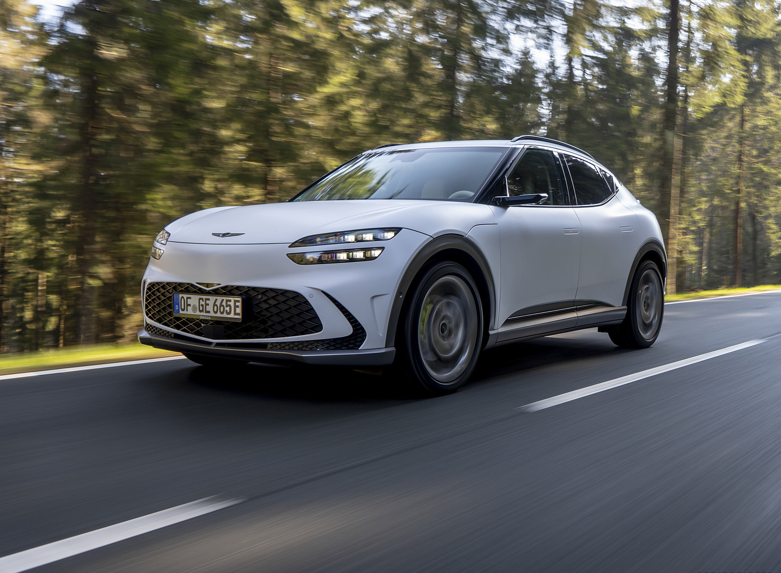 2023 Genesis GV60 Front Three-Quarter Wallpapers (10)