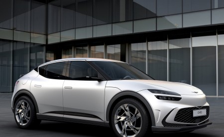 2023 Genesis GV60 Front Three-Quarter Wallpapers 450x275 (54)