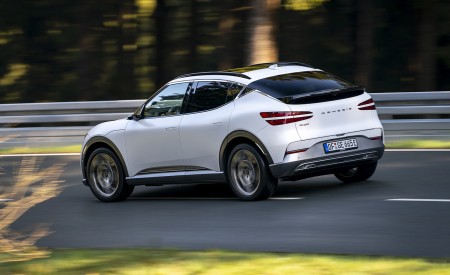2023 Genesis GV60 Rear Three-Quarter Wallpapers  450x275 (25)