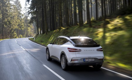 2023 Genesis GV60 Rear Three-Quarter Wallpapers 450x275 (16)