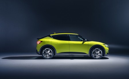 2023 Genesis GV60 Side Wallpapers 450x275 (64)