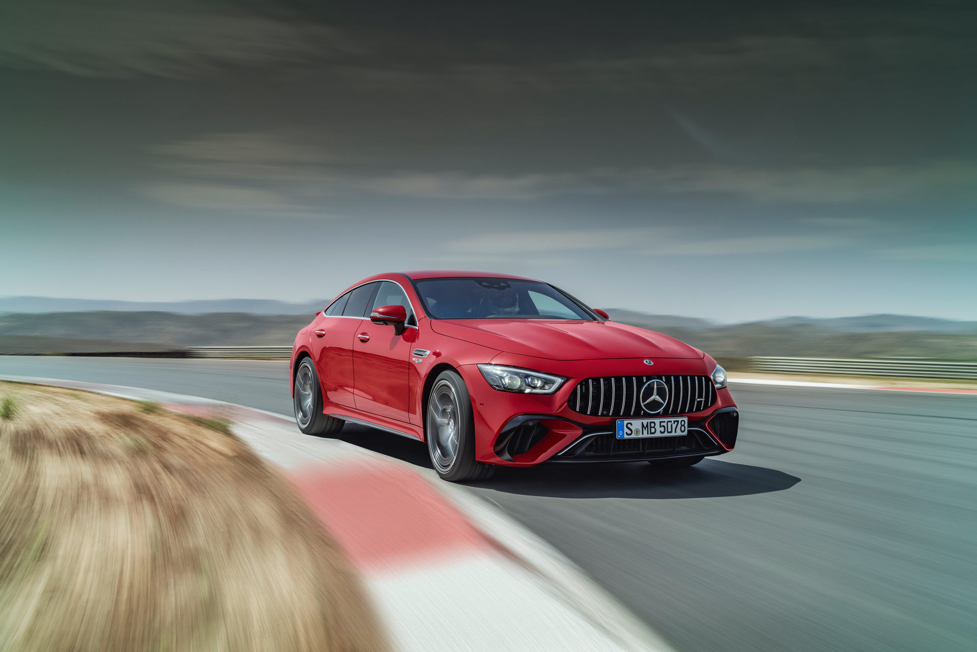 2023 Mercedes-AMG GT 63 S E Performance 4-Door Front Three-Quarter Wallpapers (15)