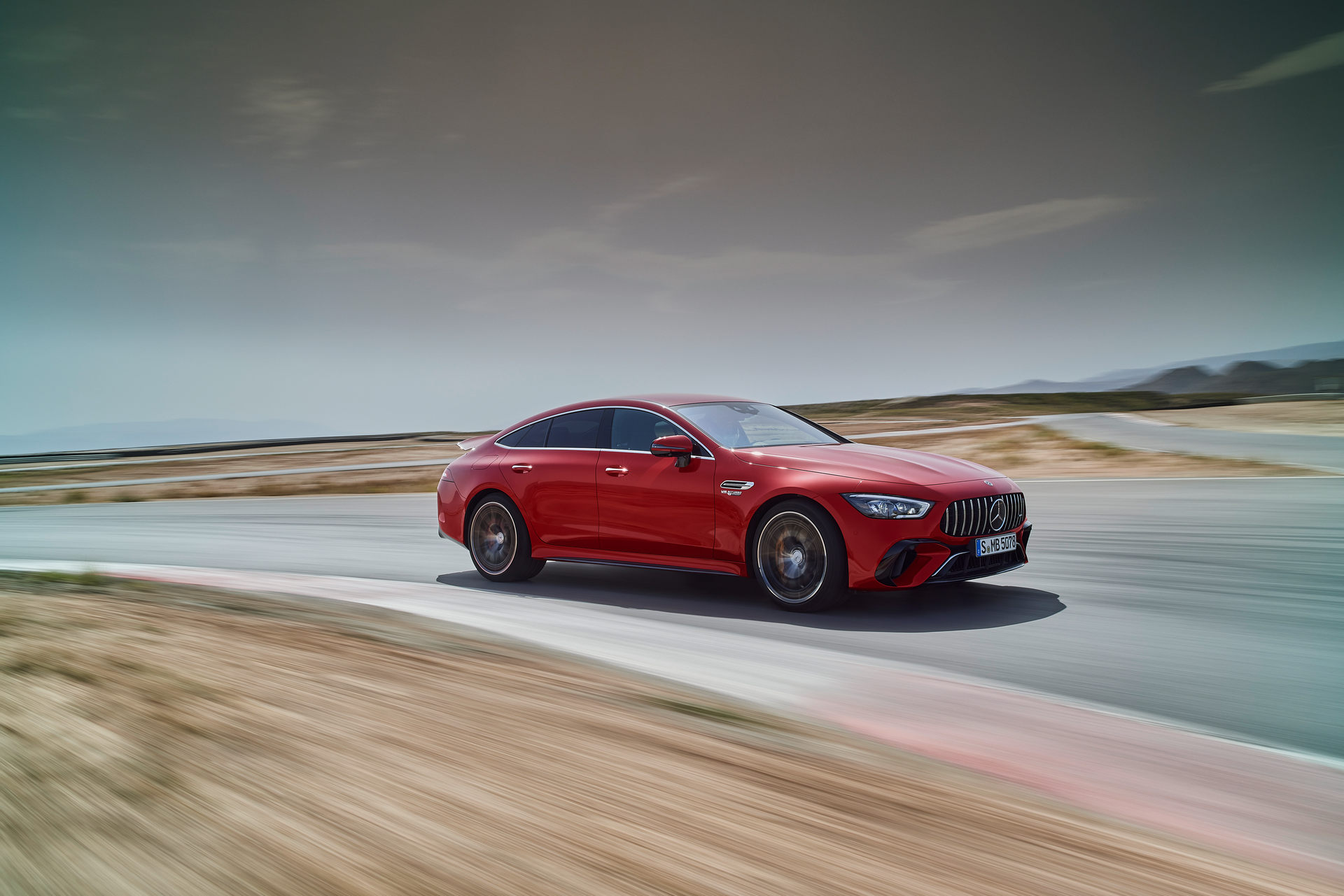 2023 Mercedes-AMG GT 63 S E Performance 4-Door Front Three-Quarter Wallpapers (11)