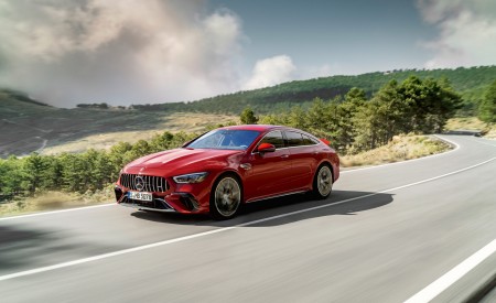 2023 Mercedes-AMG GT 63 S E Performance 4-Door Front Three-Quarter Wallpapers 450x275 (16)