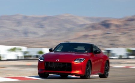 2023 Nissan Z (Color: Passion Red) Front Wallpapers 450x275 (13)