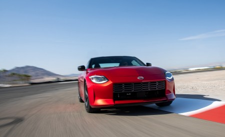 2023 Nissan Z (Color: Passion Red) Front Wallpapers 450x275 (6)