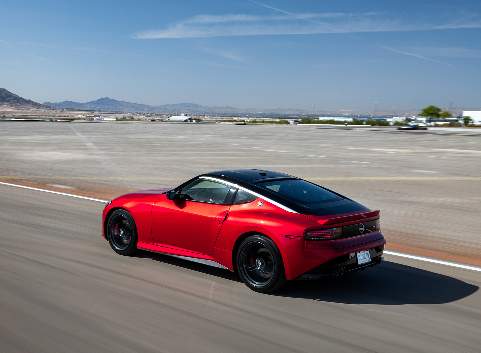 2023 Nissan Z (Color: Passion Red) Rear Three-Quarter Wallpapers (14)