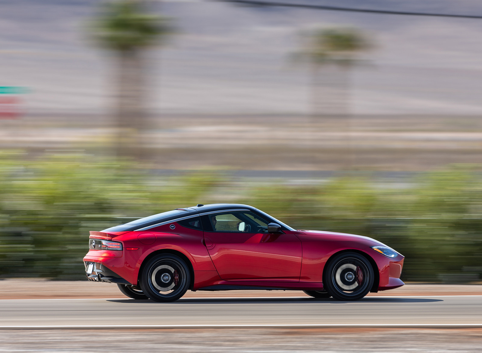 2023 Nissan Z (Color: Passion Red) Side Wallpapers (11)