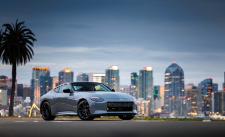2023 Nissan Z Front Three-Quarter Wallpapers 450x275 (55)