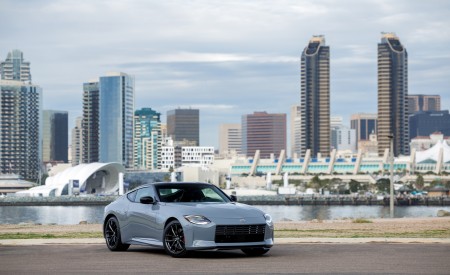 2023 Nissan Z Front Three-Quarter Wallpapers 450x275 (38)