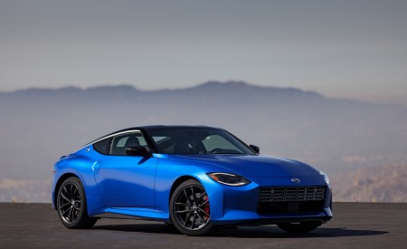 2023 Nissan Z Performance Grade (Color: Seiran Blue) Front Three-Quarter Wallpapers 450x275 (73)