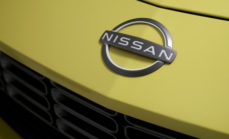2023 Nissan Z Proto Spec Edition (Color: Ikazuchi Yellow) Badge Wallpapers 450x275 (28)