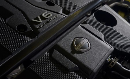 2023 Nissan Z Proto Spec Edition (Color: Ikazuchi Yellow) Engine Wallpapers 450x275 (13)