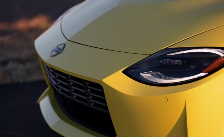 2023 Nissan Z Proto Spec Edition (Color: Ikazuchi Yellow) Headlight Wallpapers 450x275 (9)