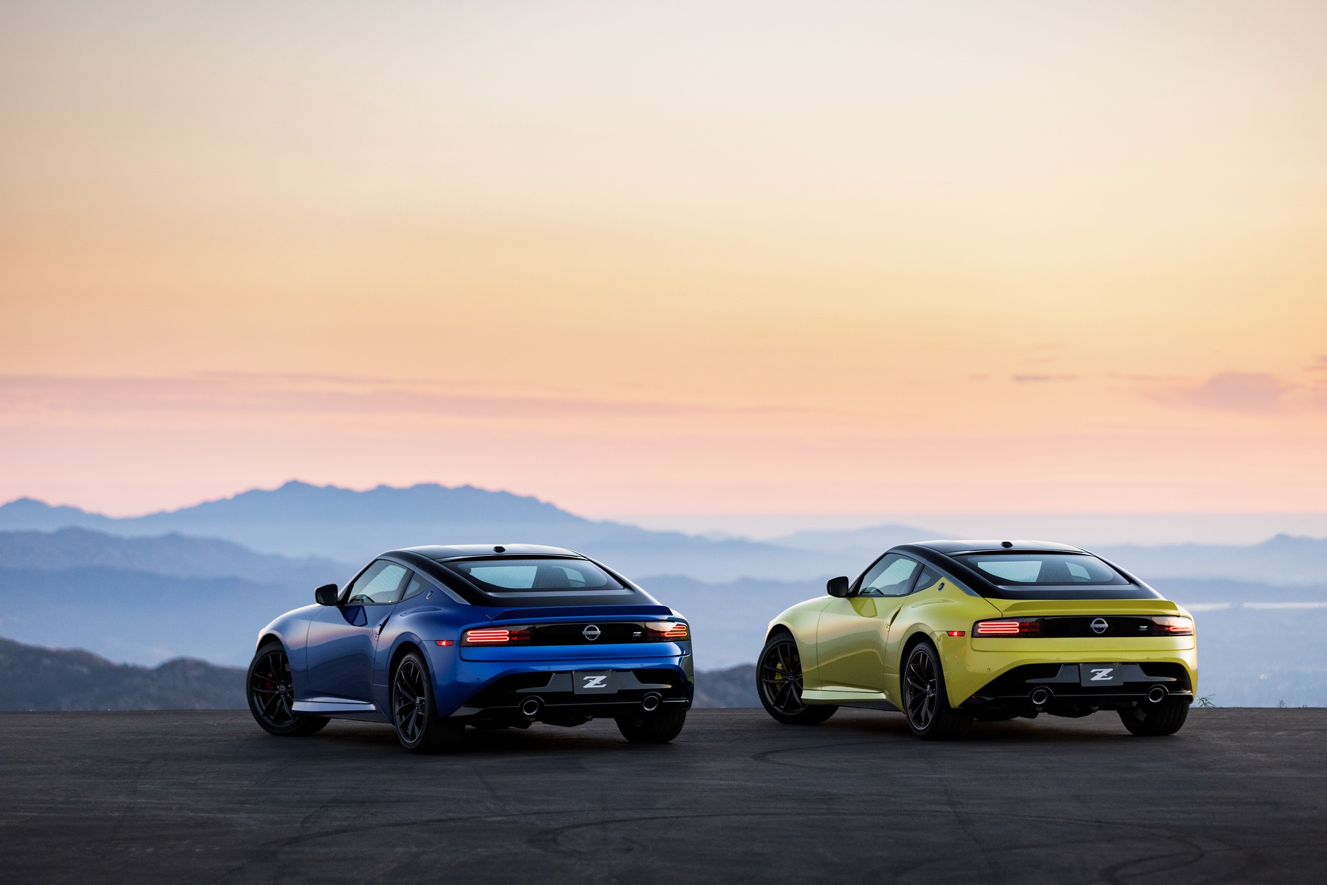 2023 Nissan Z Proto Spec Edition and 2023 Nissan Z Performance Grade Rear Wallpapers (6)